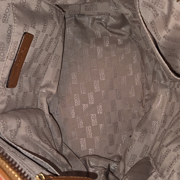 Michael Kors Bucket Bag Orange and Cognac Leather - Picture 6 of 16